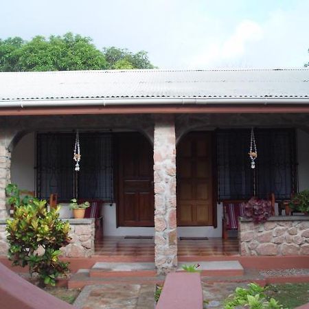 Seashell Self Catering Vila Grand Anse  Exterior foto